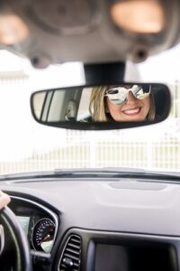 You don’t have to wait to get home to enjoy aromatherapy. Caryn shows how you can use aromatherapy to improve your mental health, as you drive in your car.