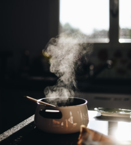 Put good smells in the air and capture strong odors in the steam of a simmer pot.